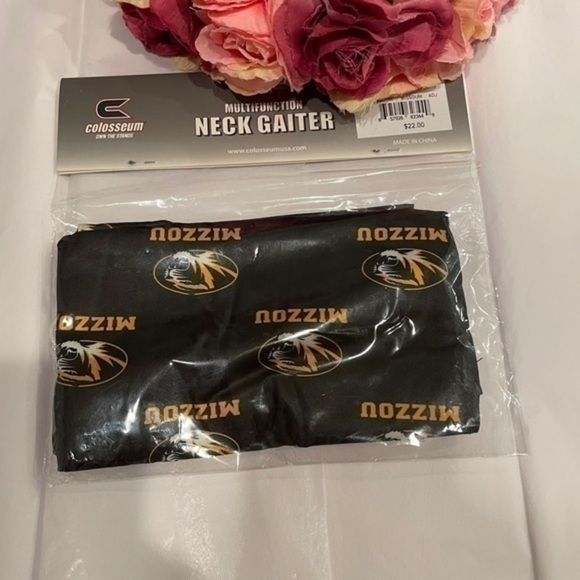 Neck Gaitor - Picture 3 of 3